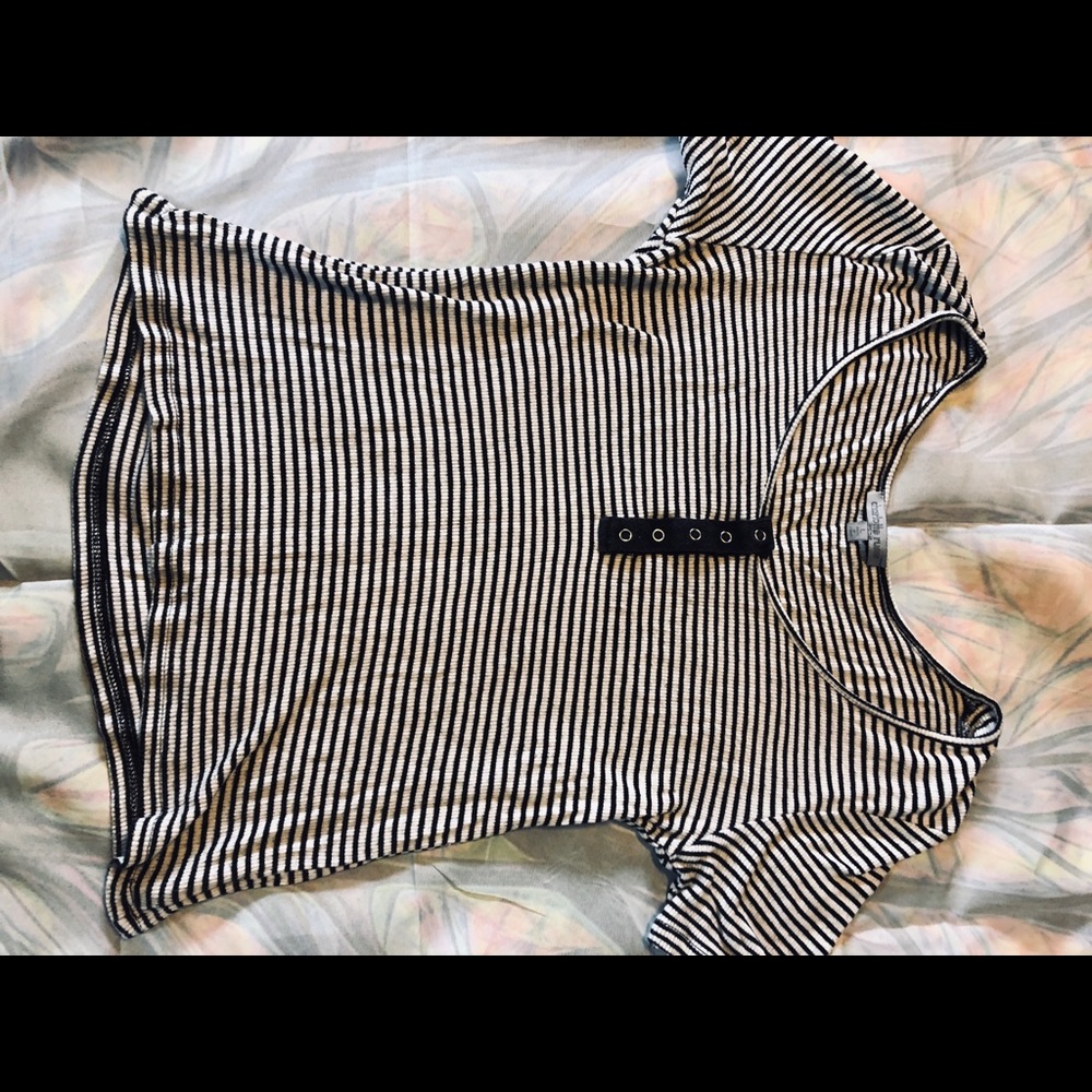 Striped tee with buttons